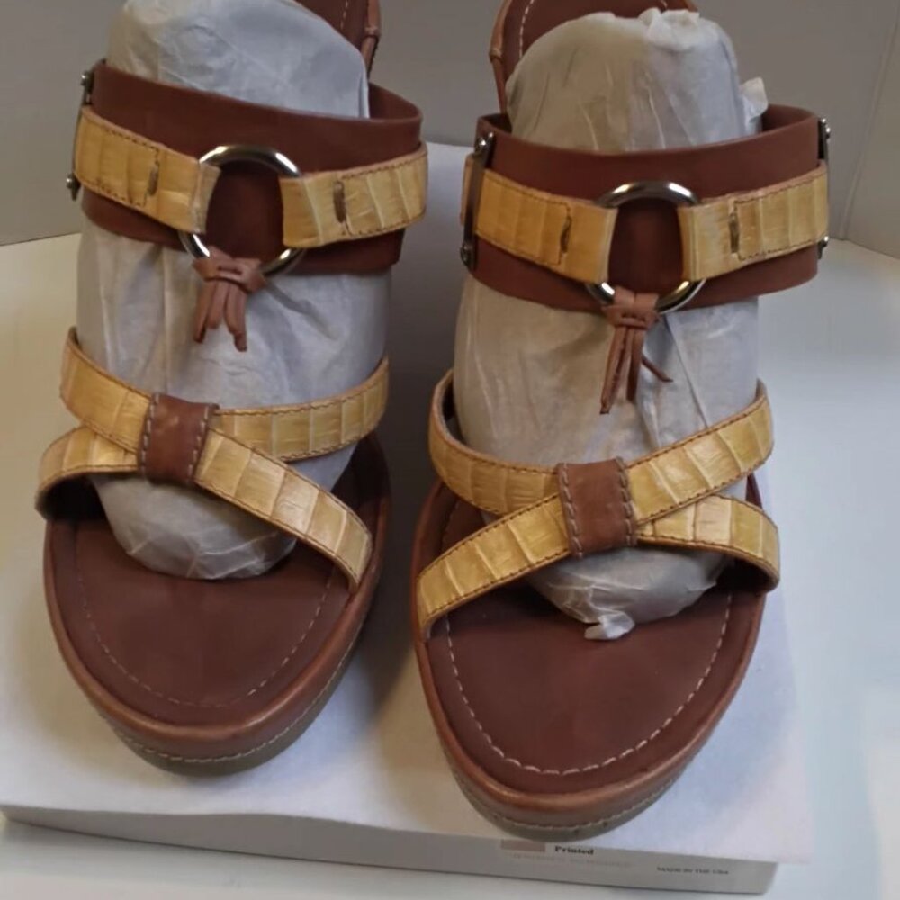 Aerosoles Women's wedge heel slide sandals with yellow & tan leather straps 10